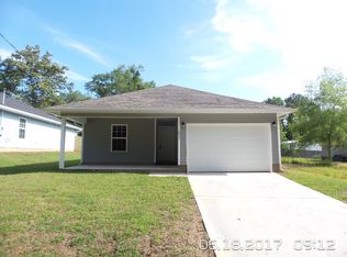 Ray St, Baker, FL 32531