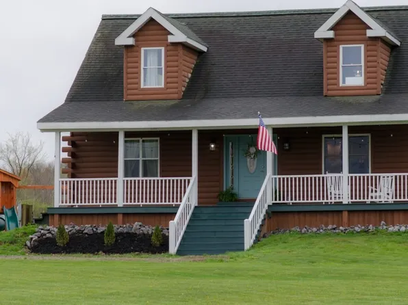 1784 Genesee Rd, Arcade, NY 14009