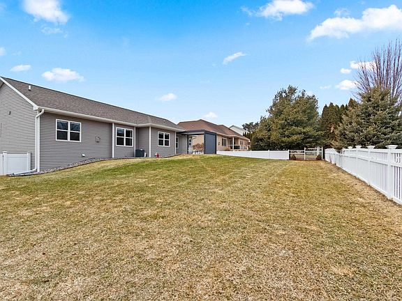 2nd image of 3164 Howard View Ln