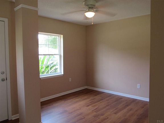 3rd image of 3024 King St