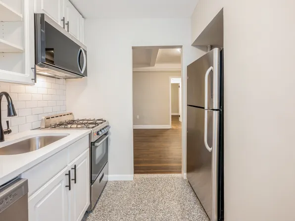 142 East 49th Street 4C image 2 of 15
