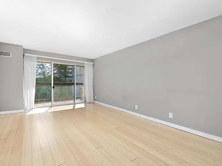 2525 Main St #704 — Photo 8