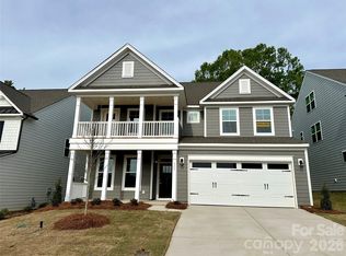 111 Summerhill Dr, Mooresville, NC 28115