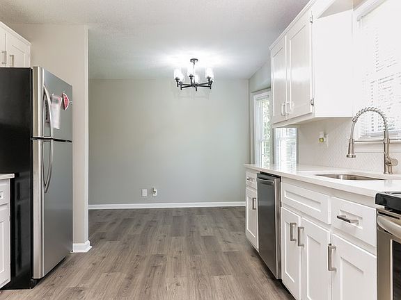 4th image of 2833 Nat Hoosier Ln