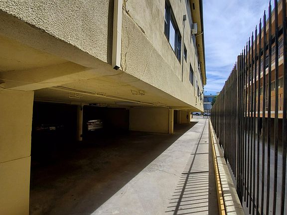 5th image of 1241 N New Hampshire Ave APT 10
