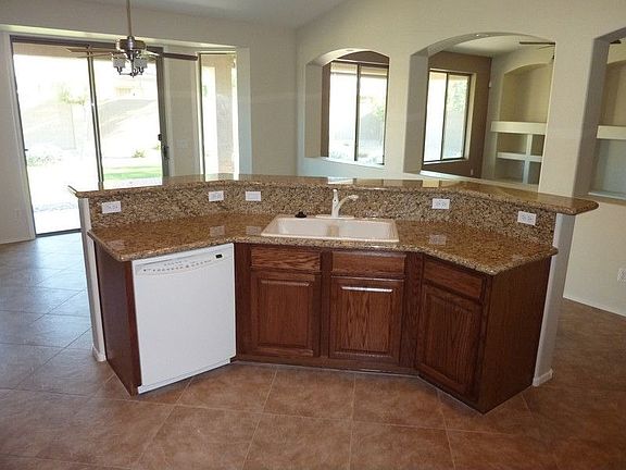 4th image of 15030 W Sells Dr