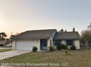 2217 Seward Cir, Sarasota, FL 34234
