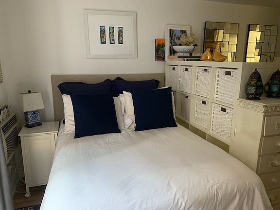 2nd image of 226 W 15th St APT 1B