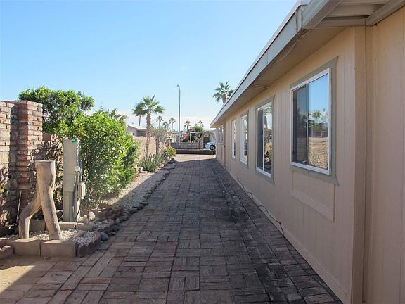 3rd image of 11410 E 38th St