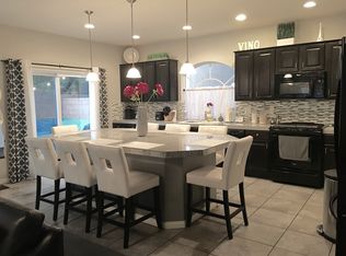 5136 Bootlegger Ave, Las Vegas, NV 89141