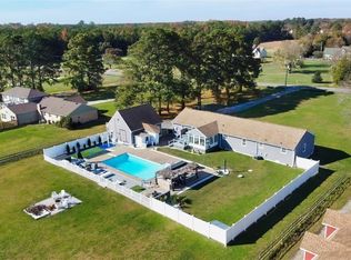 149 Saint Brides Rd E, Chesapeake, VA 23322