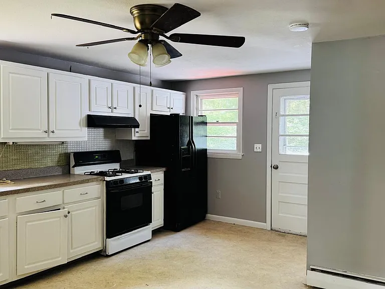 105-107 Madison Rd — Photo 12
