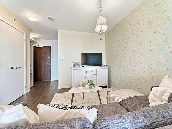 4th image of 7888 Ackroyd Rd #1209