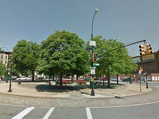 Rented by ZealEstate Group Inc | media 16