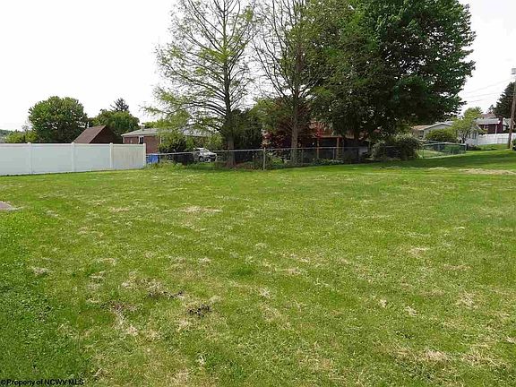 5th image of 508 Parkway Dr