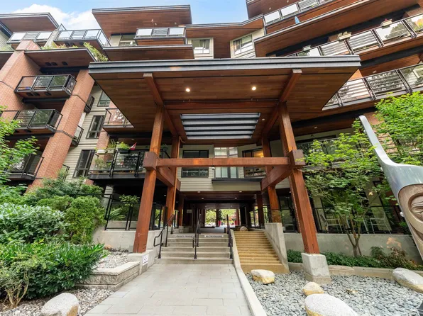 733 3rd St W #205, North Vancouver, BC V7M 0C8