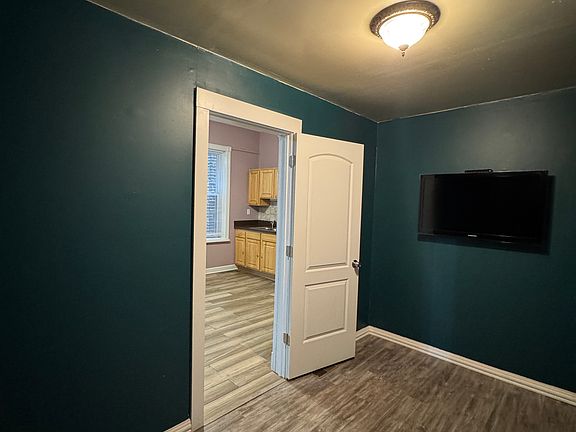 5th image of 3636 S Hermitage Ave #1F