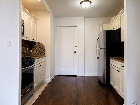 3rd image of 37-30 83RD STREET #5L