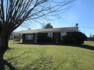 150 Courtland Cir, Galax, VA 24333