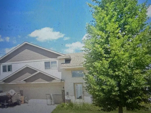 206 Summerfield Ln, Waverly, MN 55390