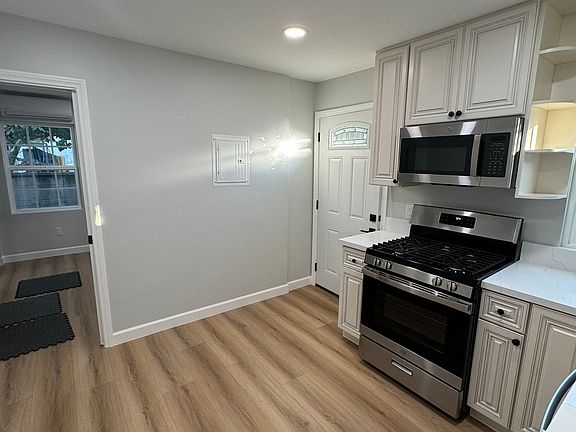 2nd image of 4032 Martin Luther King Jr Blvd #A