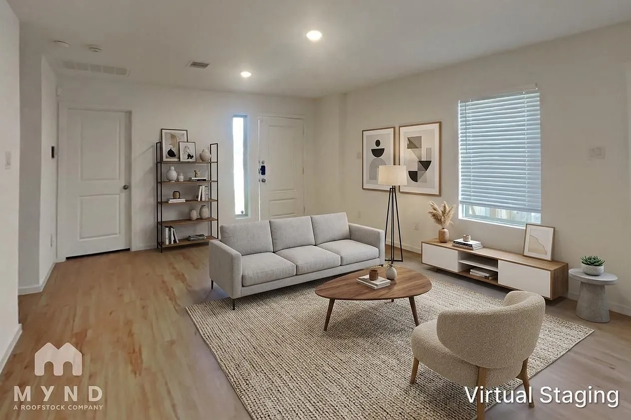 3 bed, 2.0 bath, 1186 sqft, $1,695 — Photo 3