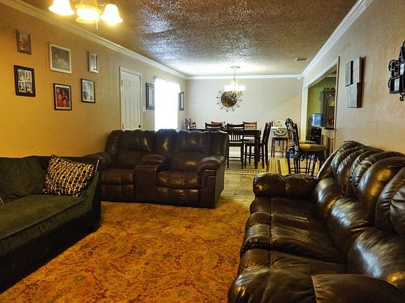 4th image of 4802 W Illinois Ave