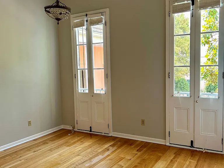 802 Spain St #3 — Photo 12