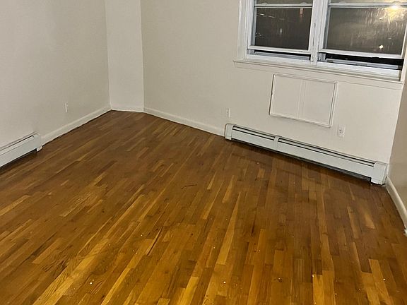 3rd image of 3585 Wilson Ave Floor 2