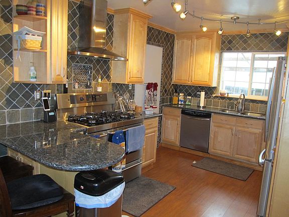 2nd image of 2684 Alderwood Dr