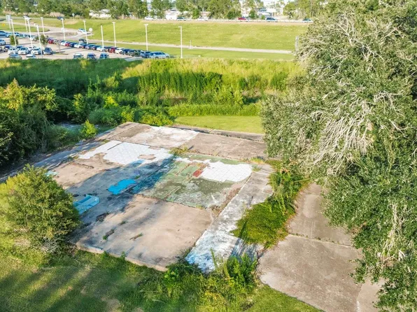 3117 Legion St, Lake Charles, LA 70615