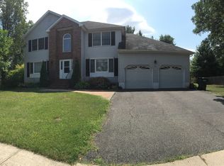 3 Bennet Rd, Hillsborough, NJ 08844