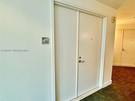 3rd image of 3131 NE 188th St APT 21213