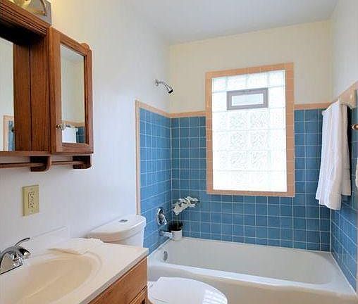4th image of 5403 Orchard Ave #Up