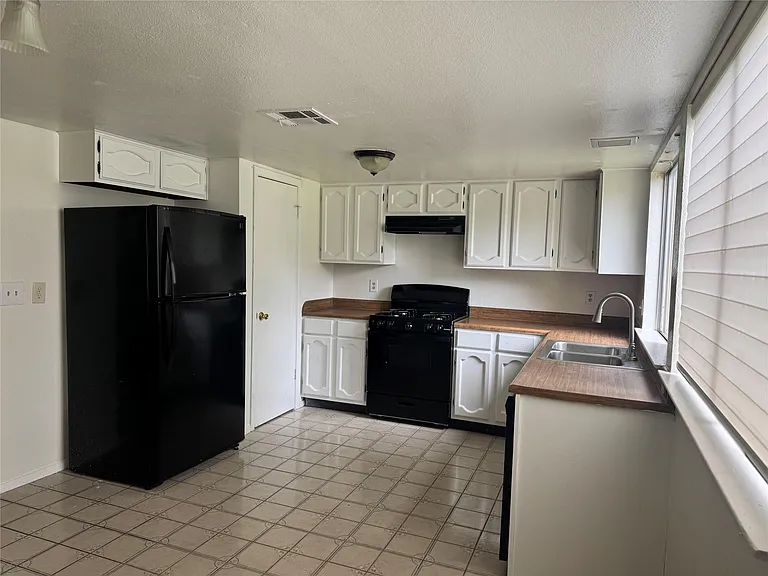 7307 Ferndale Cir — Photo 7