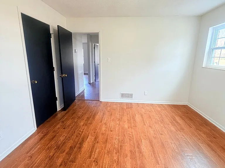 11622 S Williamsburg Dr — Photo 18