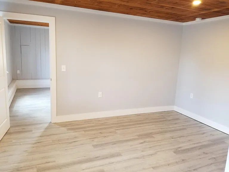 241 Knights Pond Rd — Photo 23