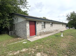 205 W Washington Ave APT B, Copperas Cove, TX 76522