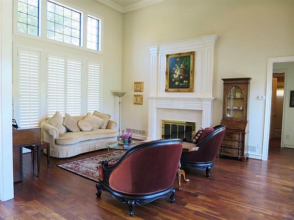 4th image of 5845 Bridle Bend Ct