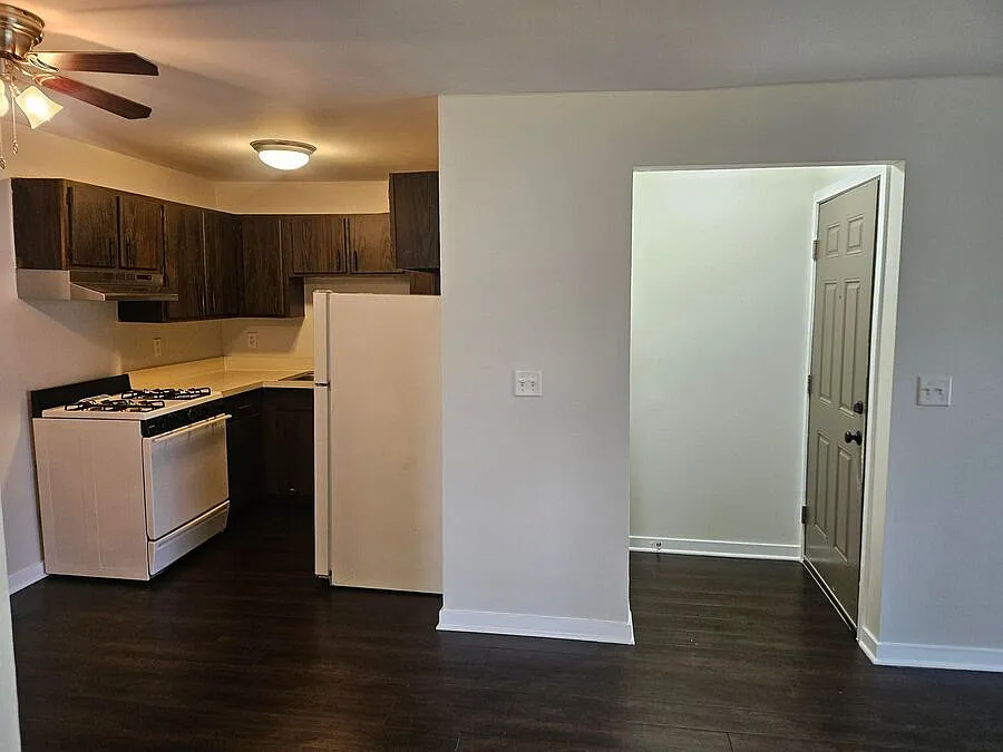 1700 Light Road Unit 103 Oswego, IL 60543 — Photo 3
