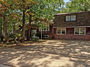 106 Oak Ave, West Berlin, NJ 08091