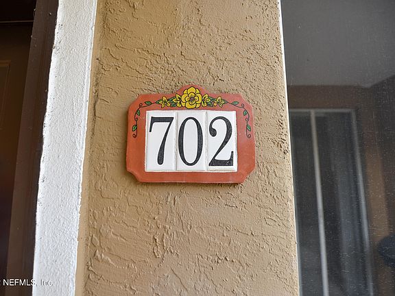 2nd image of 10075 GATE Parkway #702