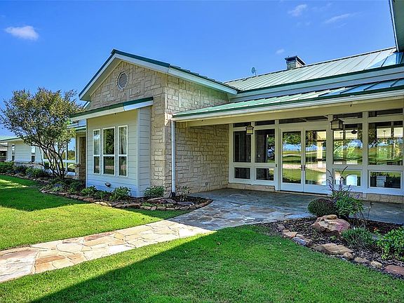5th image of 158 Davis Forest Ln