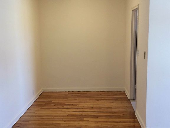 5th image of 6710 197th St
