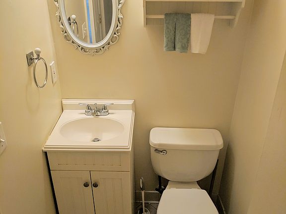 3rd image of 3845 Michael Dr