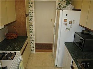 4th image of 360 Westchester Ave APT 322
