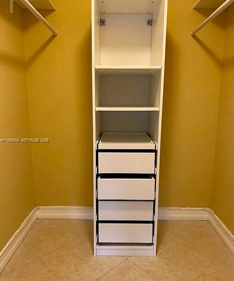 2226 N Cypress Bend Dr #210 — Photo 13