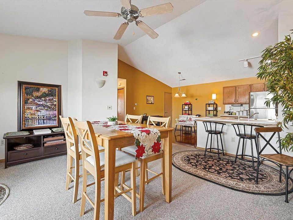 1st image of 338 Brookside DRIVE #6