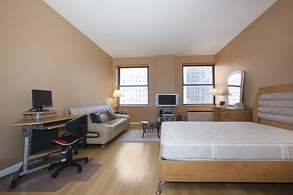 Rented by LG Fairmont Group | media 14