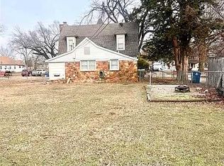 521 S Cleveland Ave, Cushing, OK 74023
